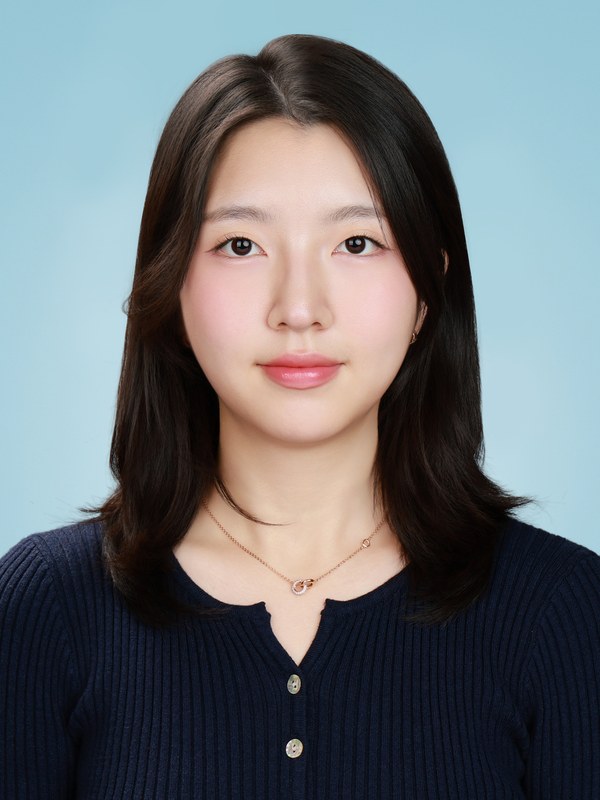 강현아